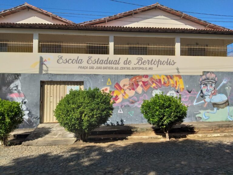 Deputado André Quintão destina emenda parlamentar para a Escola Estadual de Bertópolis a pedido do vereador Cau Rais.